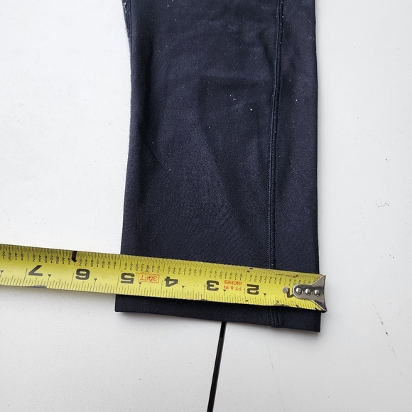 Under Armour HeatGear Compression Pants Cropped Leggings Running Black Womens M - Picture 3 of 9